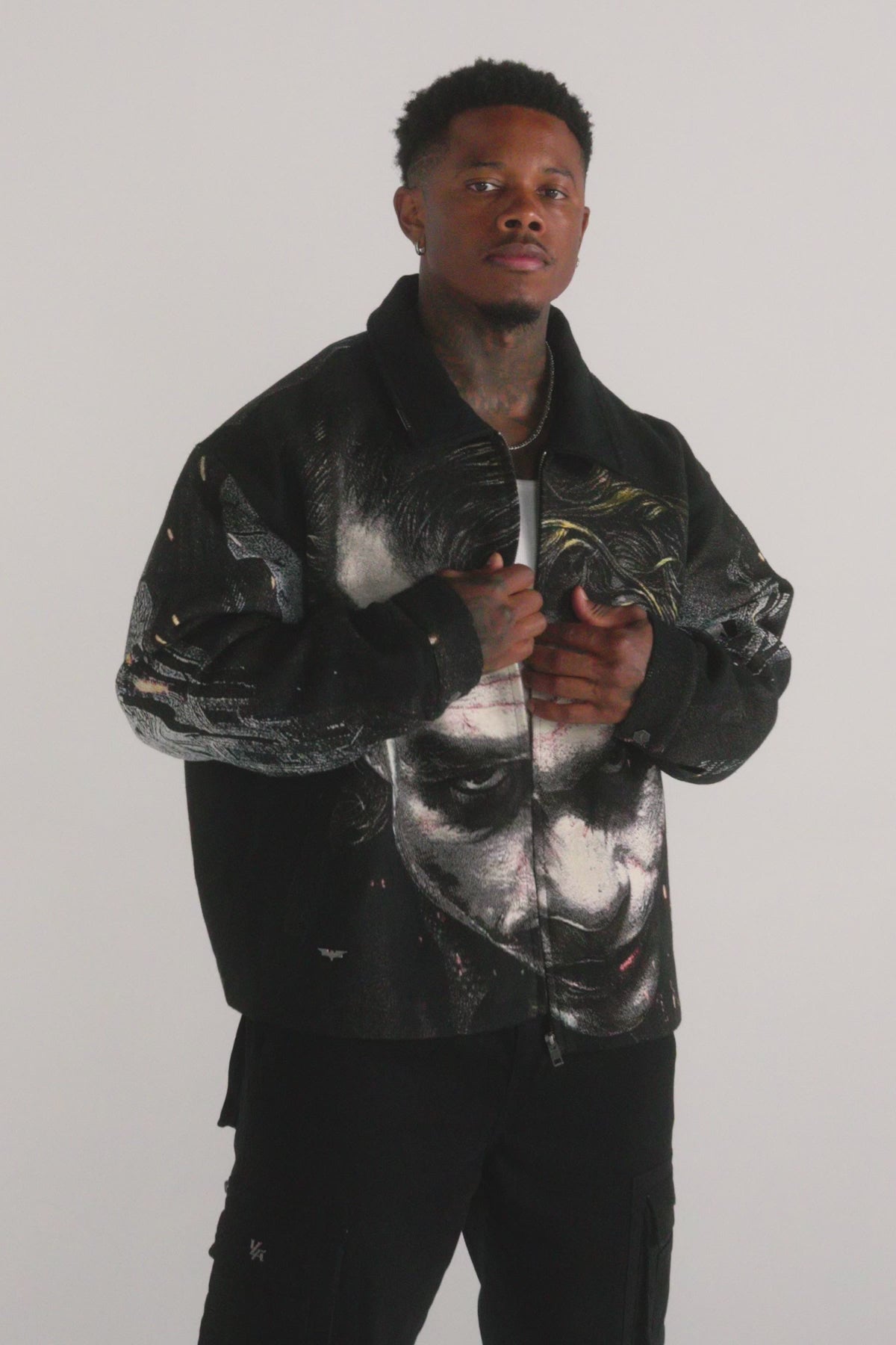 5177 - Batman Limited Tapestry Jackets - BF - NOV 25th