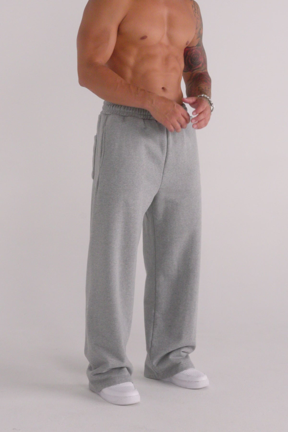 2067 - Elevated Essentials - Baggy Sweats