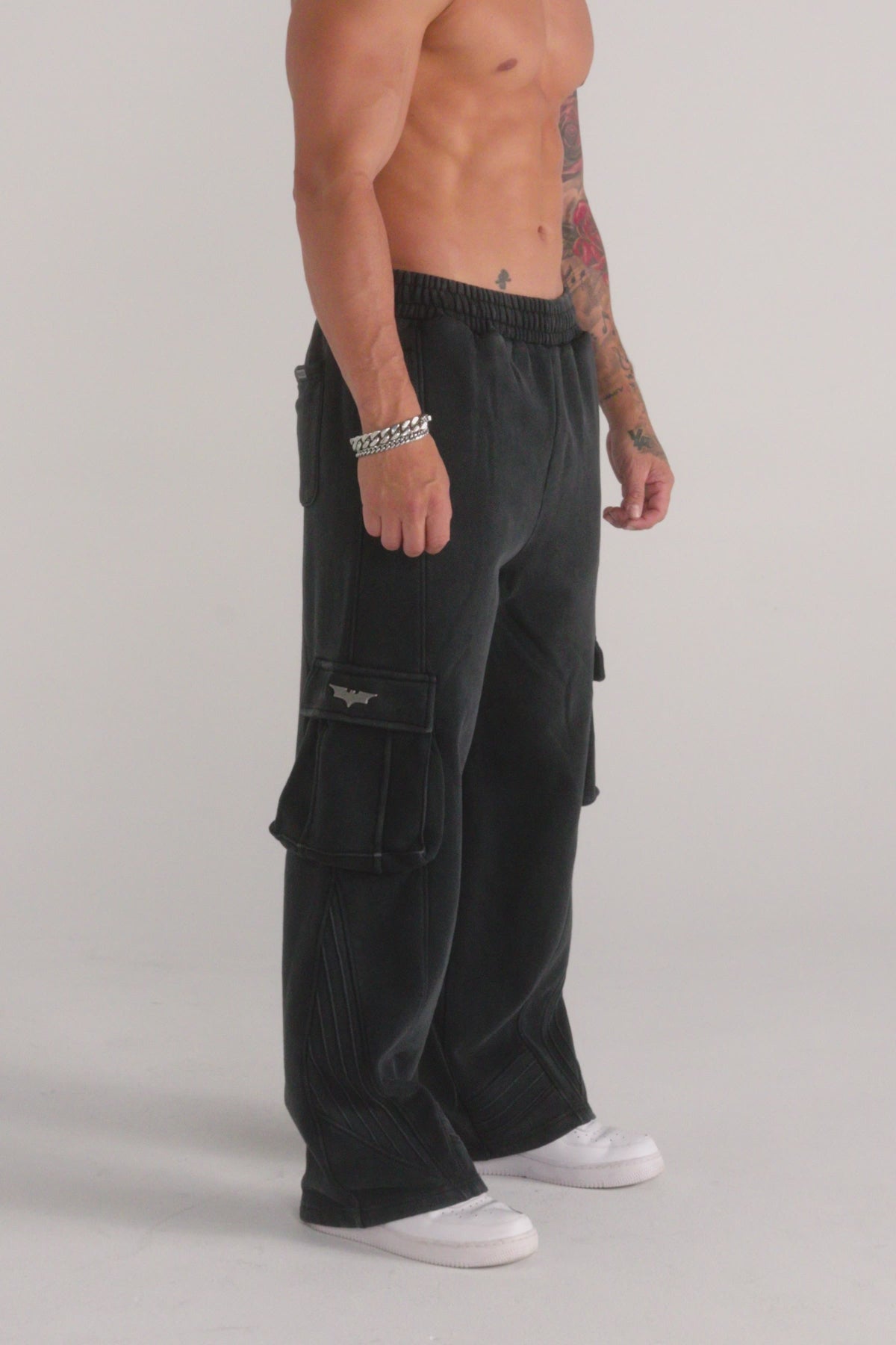 2131 - Batman Armored Sweats
