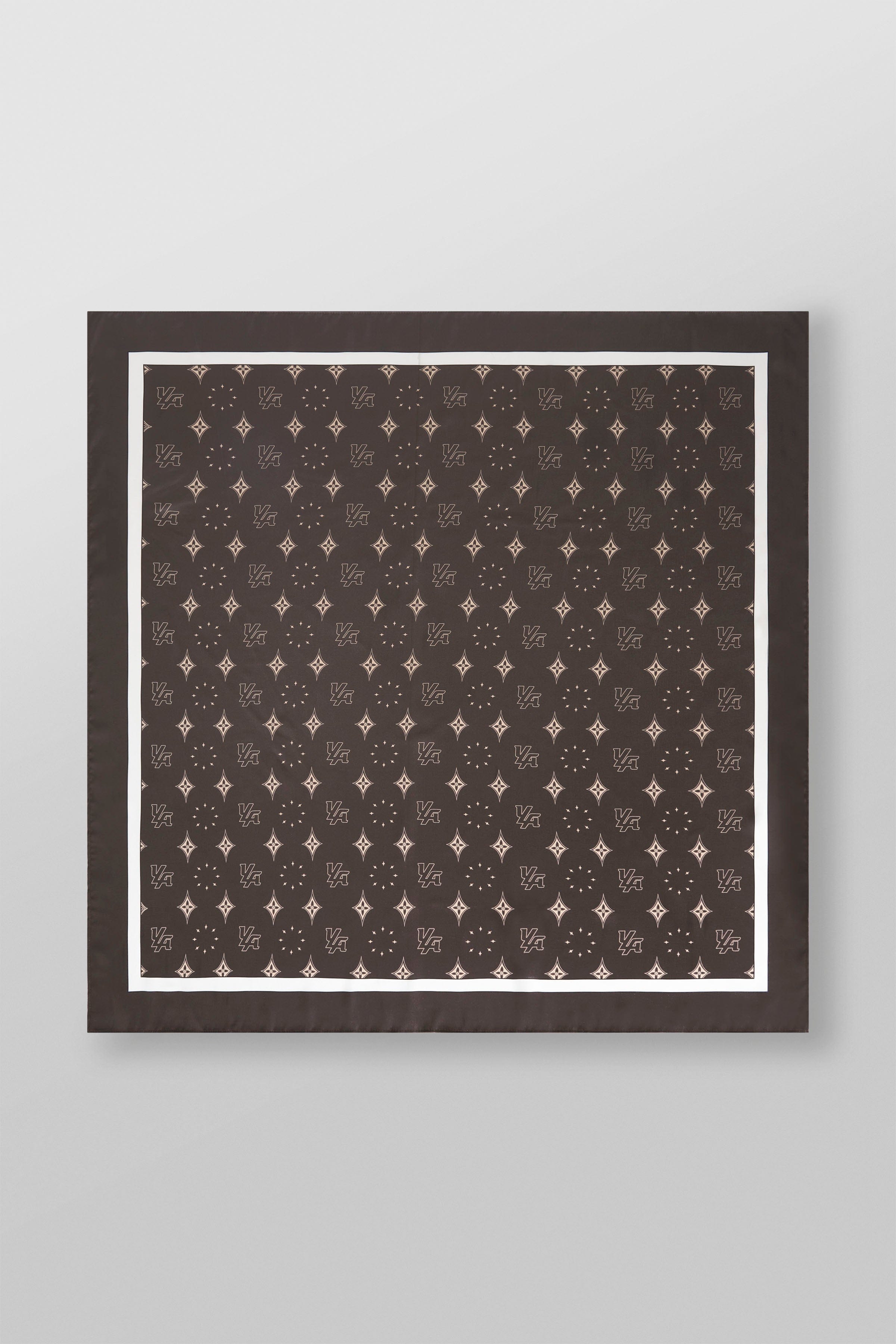 W6120 YLA Scarf