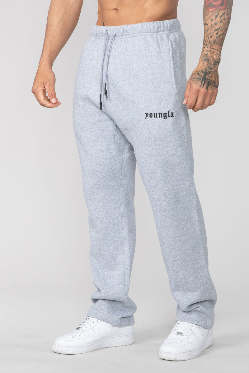 Grey sweatpants 🫡 @youngla drop goes live at 3pm EST. (Wearing the pump  cover joggers in a size L) P.S New  later! Turn on tho